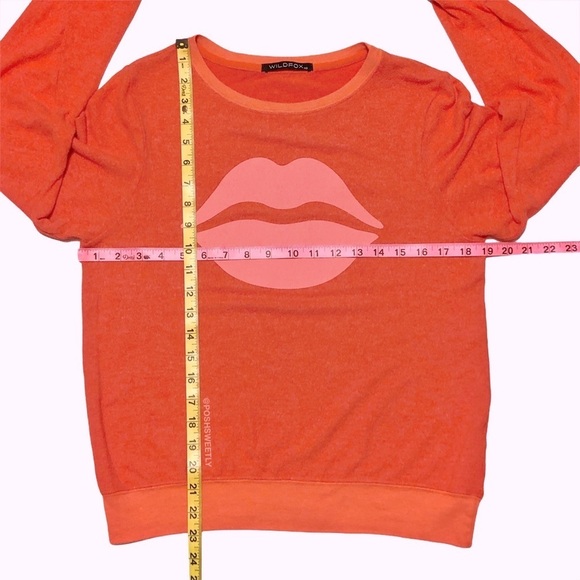 Wildfox Lips Sweater - Picture 10 of 11